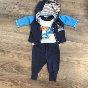 Super sweet soft sweat pants outfit. Dinosaur